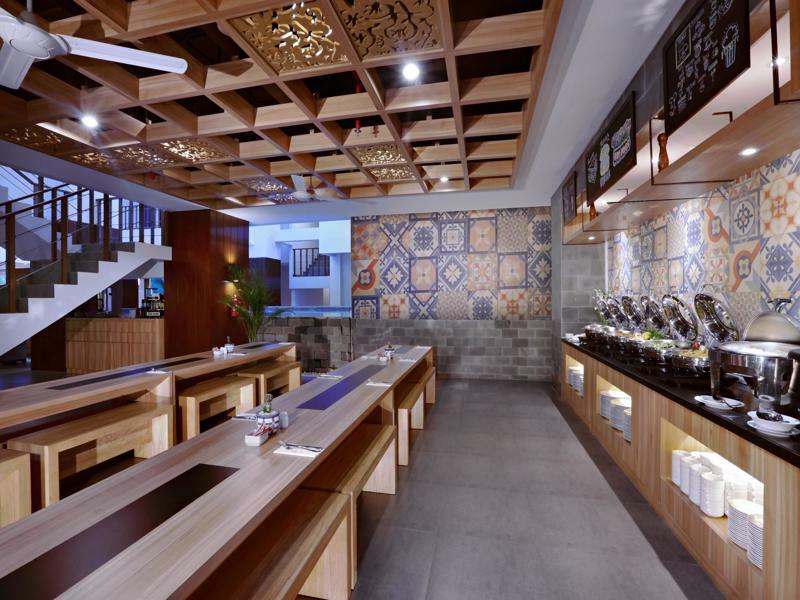 日落路名望酒店 庫塔 外观 照片